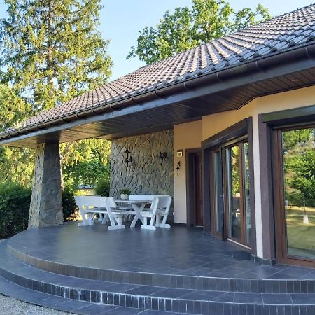 Domek Pod Pobierowem Gostyniec Exterior foto