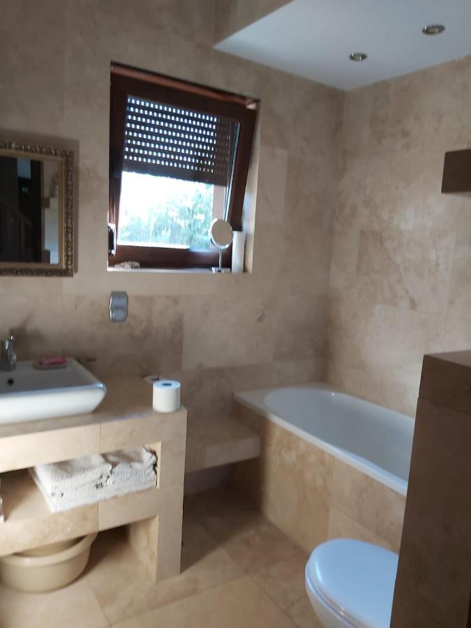 Domek Pod Pobierowem Gostyniec Exterior foto